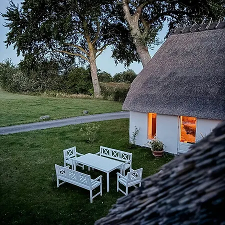 Thatched 19th-century On Aero Hébergement de vacances *